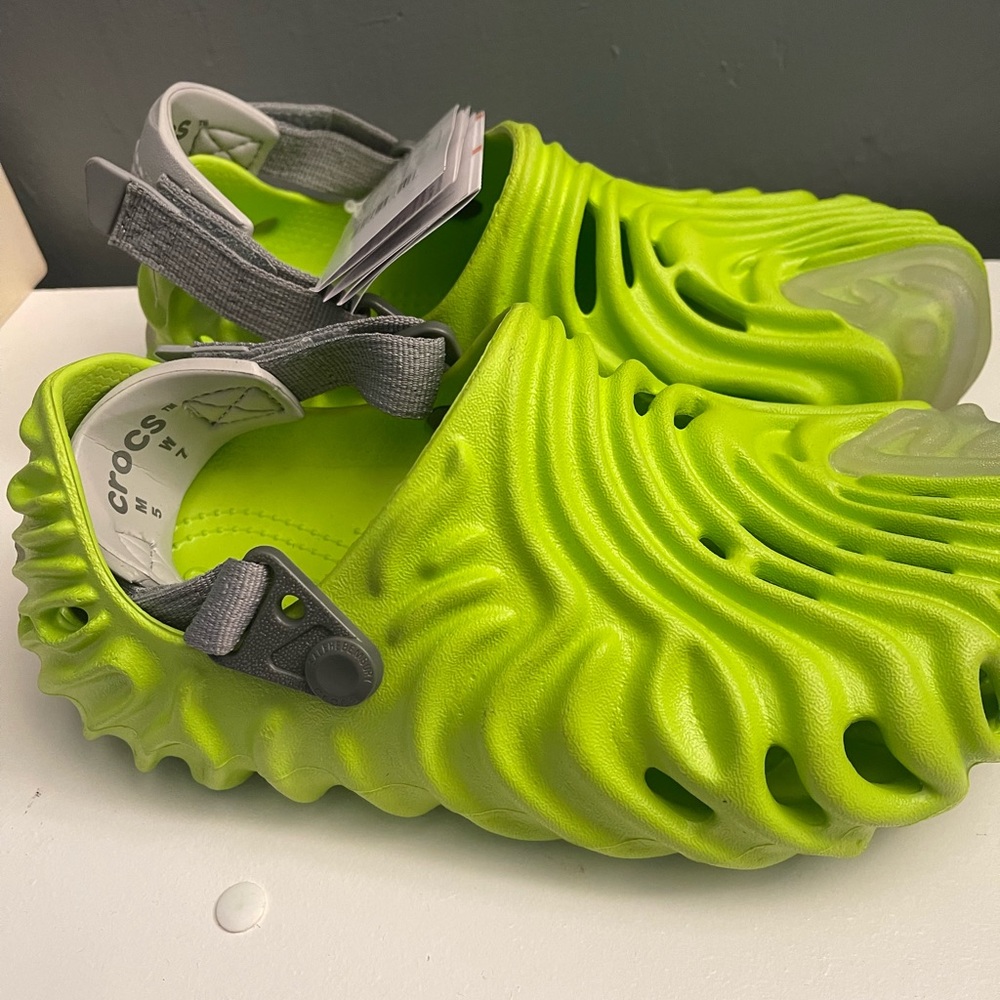 Crocs pollex